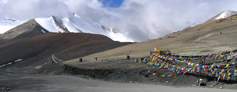 Ladakh Tour & Trekking